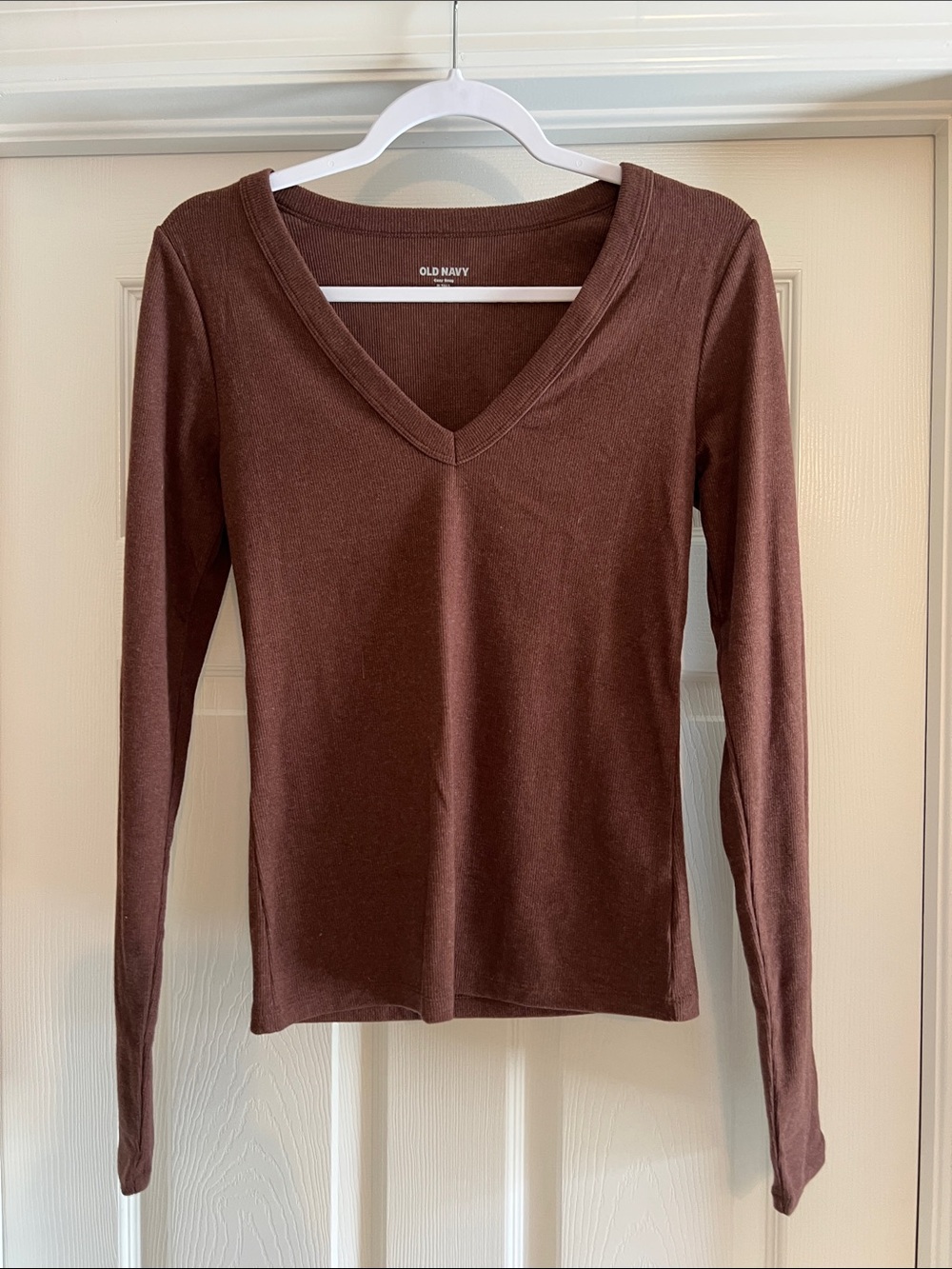 Old Navy Women's Long Sleeve V-Neck Top - Chocolate Brown